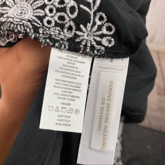 Loft B&W button down dress with belt - Picture 6 of 6